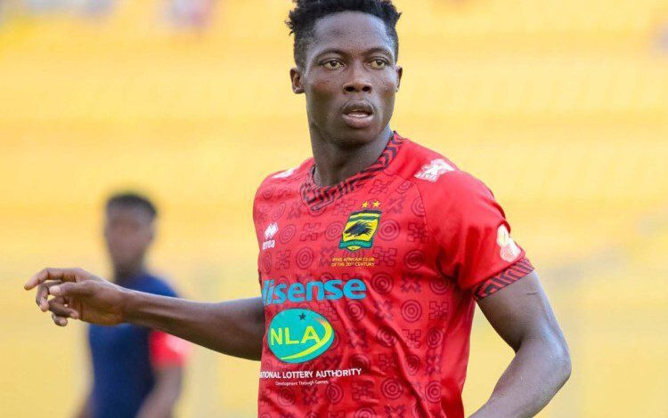 Justice Blay Kotoko Exit Controversy: Ex-Midfielder Spills Locker Room Secrets Justice Blay Kotoko Exit Controversy: Ex-Midfielder Spills Locker Room Secrets