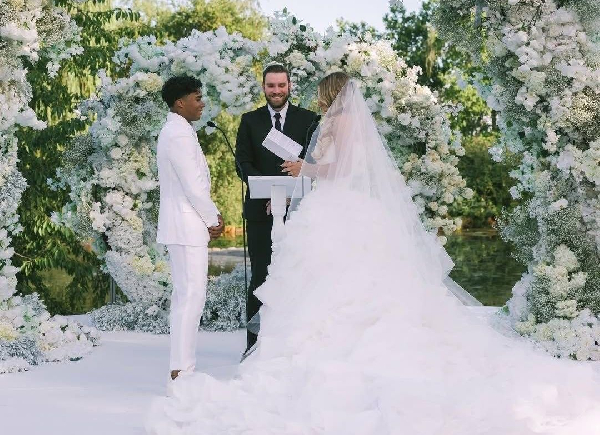 Real Madrid Star Endrick Marries Long-Time Girlfriend Gabriely Miranda in Private Ceremony Real Madrid Star Endrick Marries Long-Time Girlfriend Gabriely Miranda in Private Ceremony