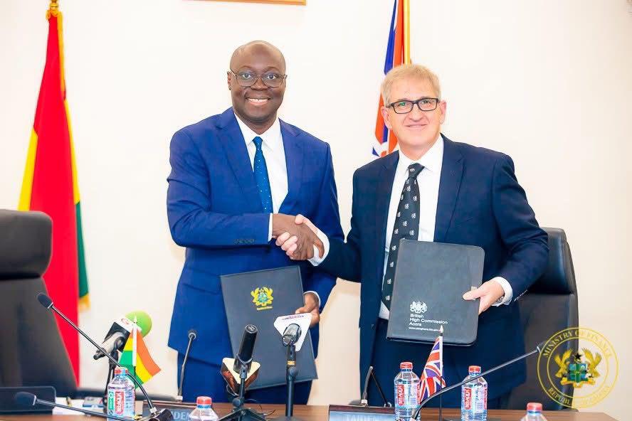 Ghana Signs US6 Million Debt Restructuring Deal with UK Ghana Signs US6 Million Debt Restructuring Deal with UK