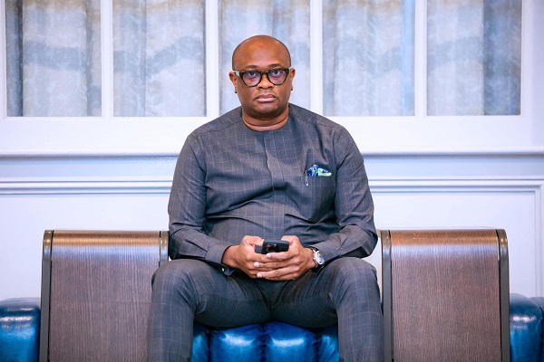 Deputy Chief of Staff Apologizes After Altercation with Military Officer